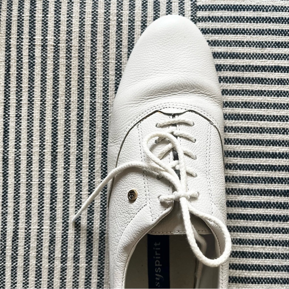 9.5 Easy Spirit ESMotion White Leather Oxford Shoe - Picture 5 of 9